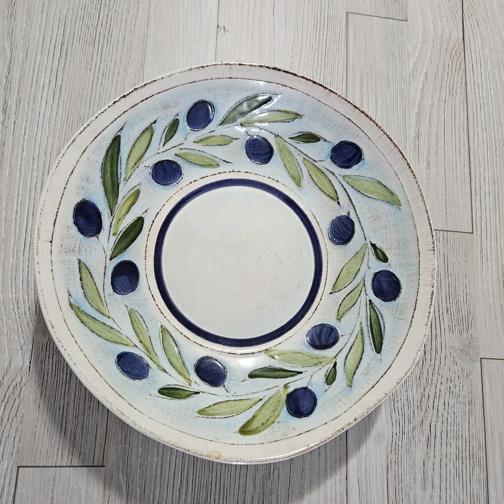 Crate & Barrel Gianna Pasta/Soup Bowl  Retired Pattern Earthenware Rare Italy 9